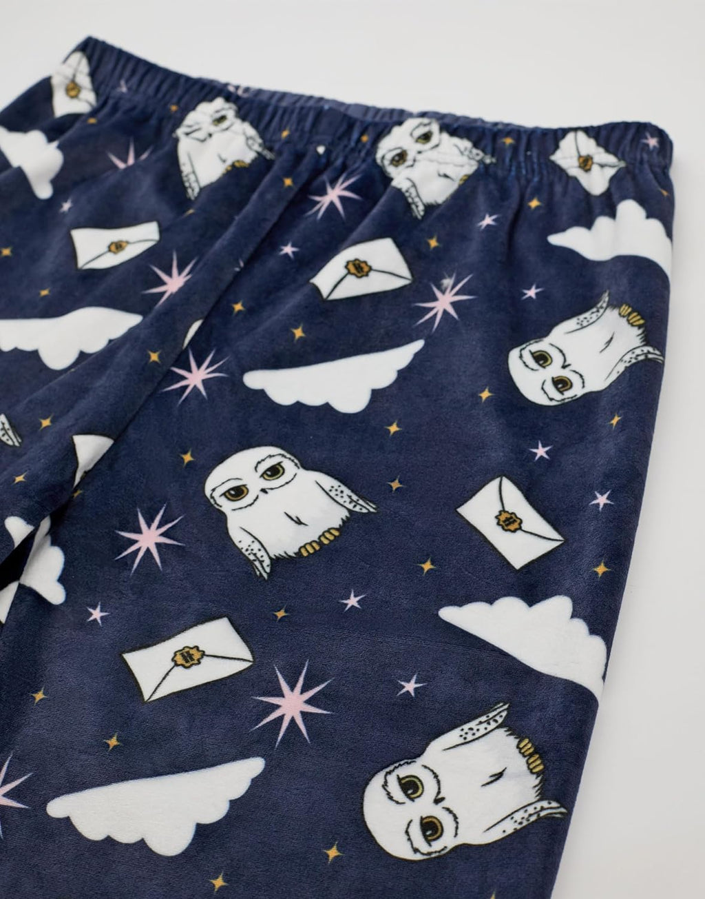Kids Pyjama Set | Hogwarts Hedwig Long Sleeve Fleece Top & All over Print Loungewear Bottoms | Complete Matching Sleepwear Bundle | Movie Magic Merchandise Apparel Gift